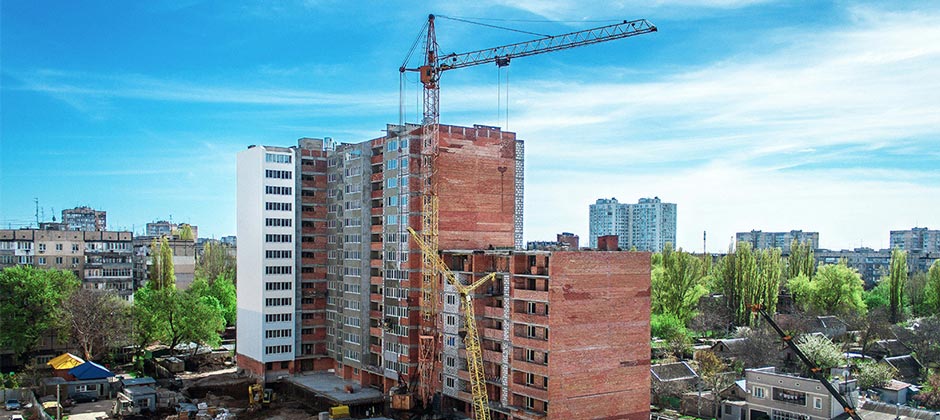 Общий ракурс на строительную площадку Новостройки Одессы, выгодные цены от строителей